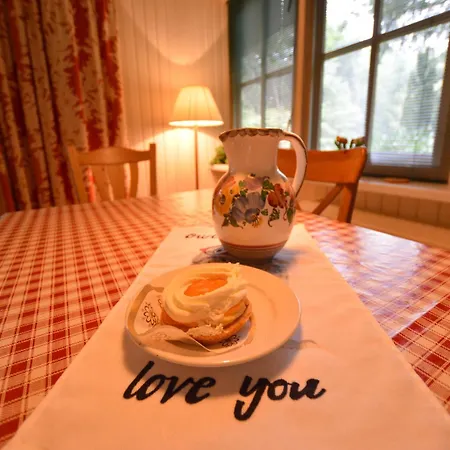 Holiday home Cosy In With Verandah *