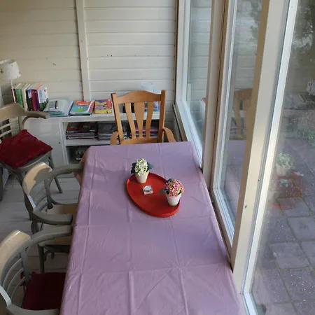 Ferienhaus Cosy In With Verandah *